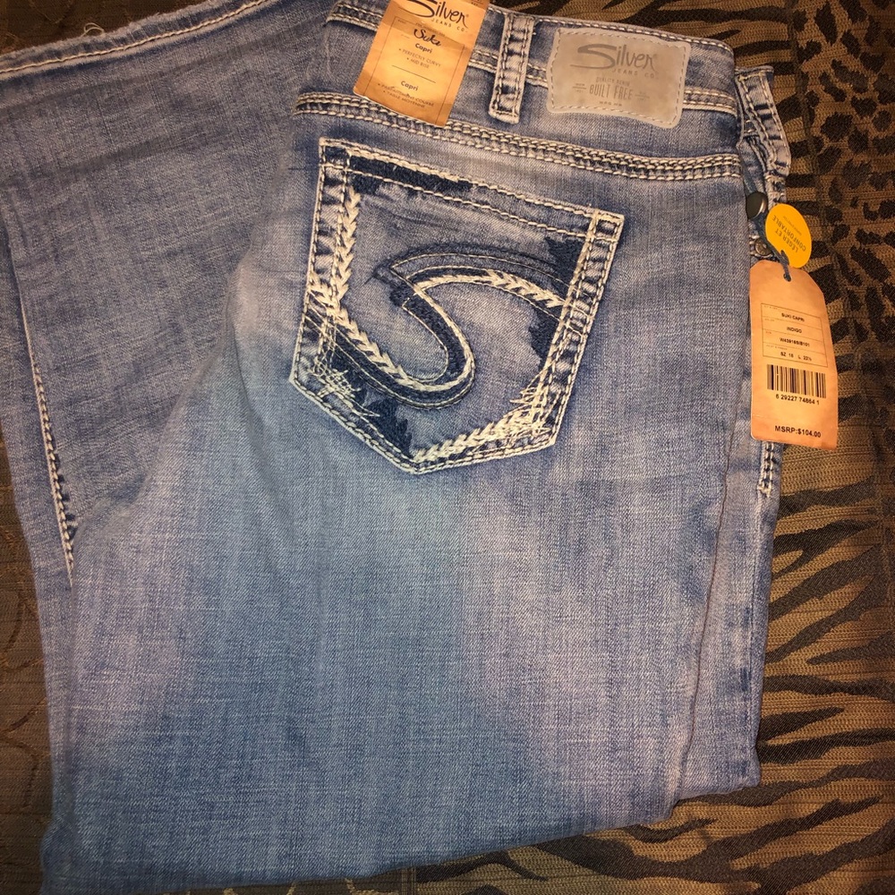Silver Jean Capri size 18 super stretch NWT